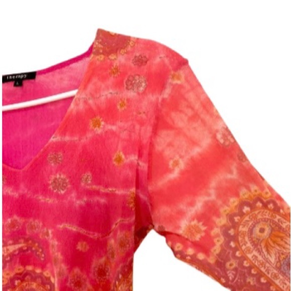 Therapy Pink Paisley V-Neck Long Sleeve Blouse With Mesh Lettuce Hem - Size L - Picture 4 of 8